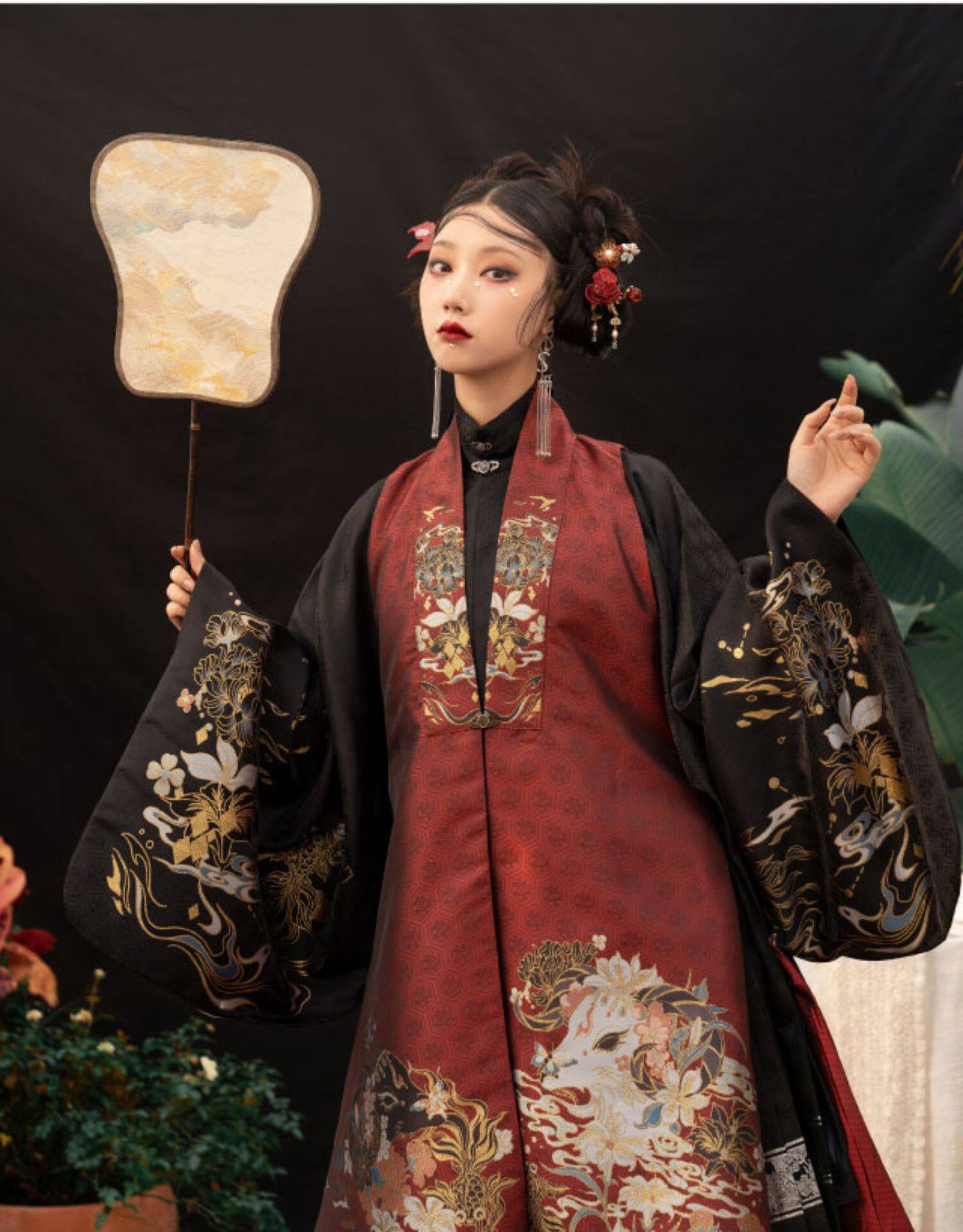 吉羊 暗紋織錦馬面裙 黒金色ロングスカート 明製漢服 成人式