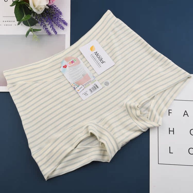 Đầy đủ 4 mảnh lụa cô gái đồ lót sọc cao eo lớn không có dấu vết tam giác nữ quần lót nữ cho người cao tuổi