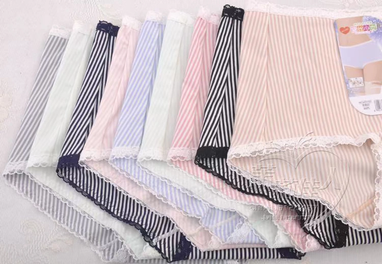 Quần lót lụa mới cho cô gái Cotton Mid-Eo Thoải mái tóm tắt sọc 4 quần lót lưới nam