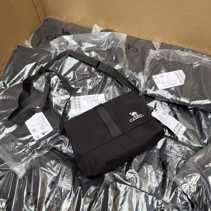 Limited to about 100 Pieces! Tag Price Is 168! Factory Surplus~ Oxford Cloth Waterproof Unisex Crossbody Small Bag