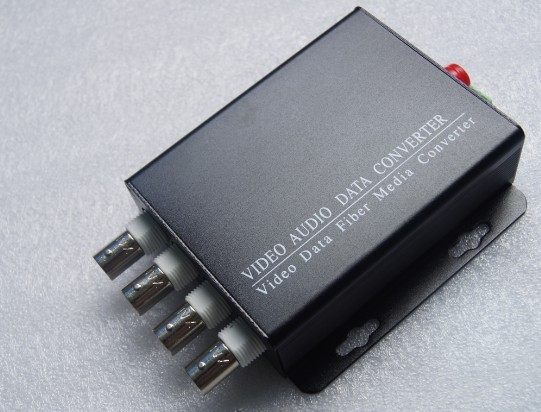 Lightning-proof 4-channel video optical transceiver with 1-channel reverse 485 4V1D optical transceiver single-mode single-fiber FC 4V1D