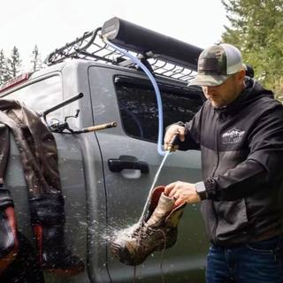 Stardew car water tank outdoor bathing tent