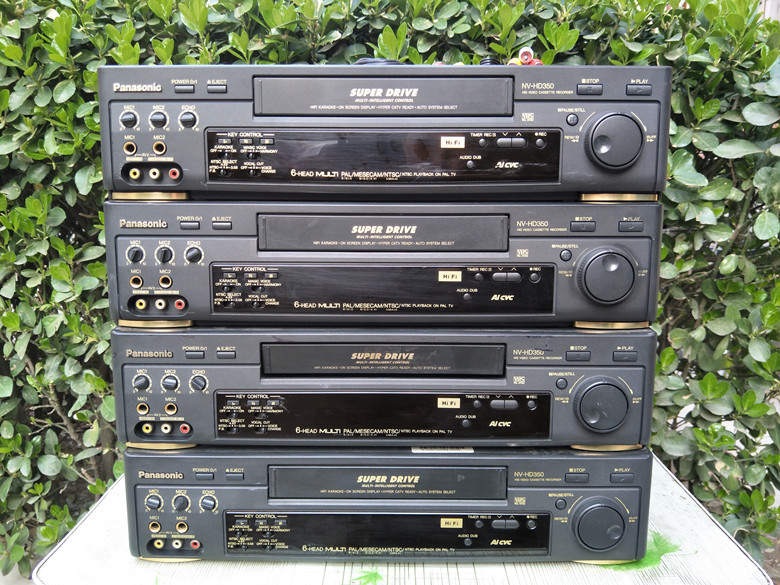 The original Japanese Panasonic NV - HD 350 stereo hexagonal magnetic head recorder