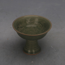 Song Dynasty Yaozhou kiln celadon ice cracked stem cup with fish and algae pattern carved antique porcelain second-hand collection ornaments