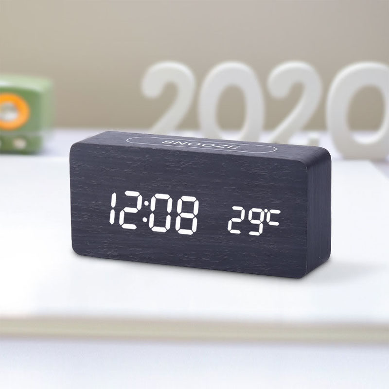 Automatic pair time electronic clock mute night light small program alarm clock bedroom desktop seat clock Bluetooth charging home Watch