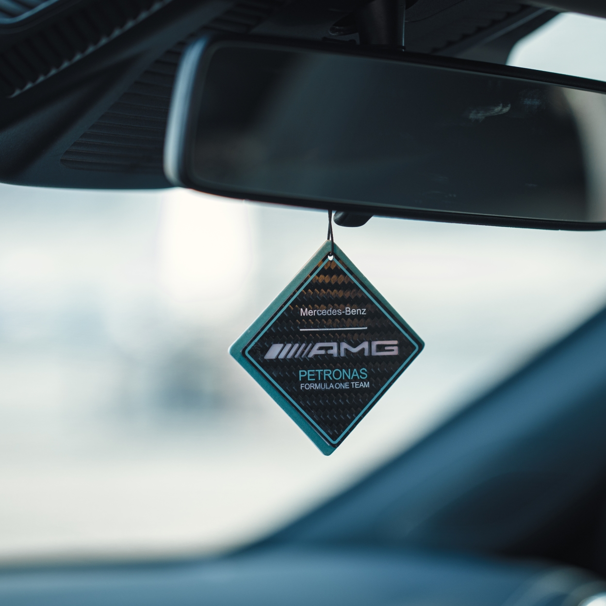 Mercedes-AMG Fragrance Fragrance Fragrance Ornament Car Aromatherapy Ornament Carbon Fiber Fragrance Car Decoration Ornament