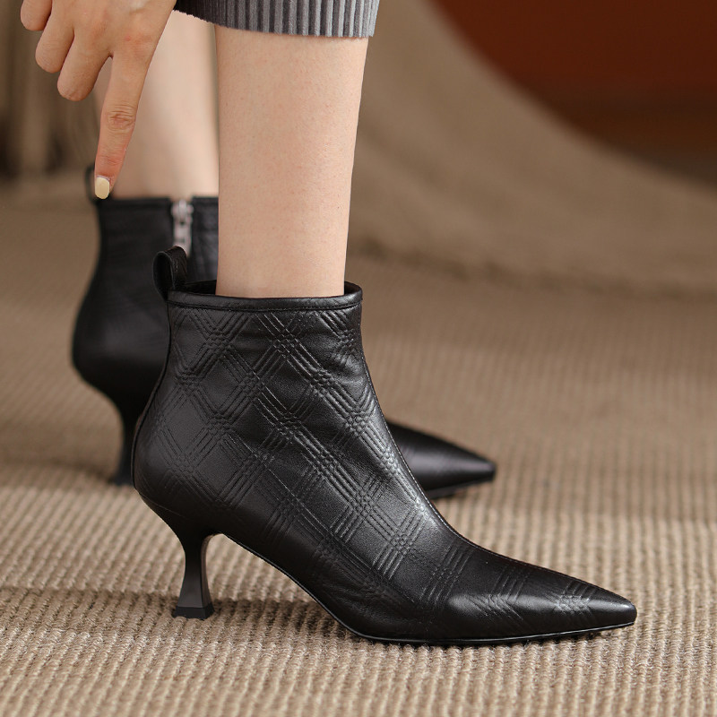 White Short Boots Woman Custard 2022 New Genuine Leather Spring Autumn Single Boots Law Style Fine Heel 100 Hitch Heel Small Leather Boots