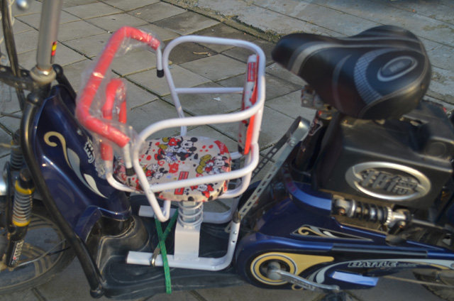 siège enfants pour vélo - Ref 2419983 Image 12