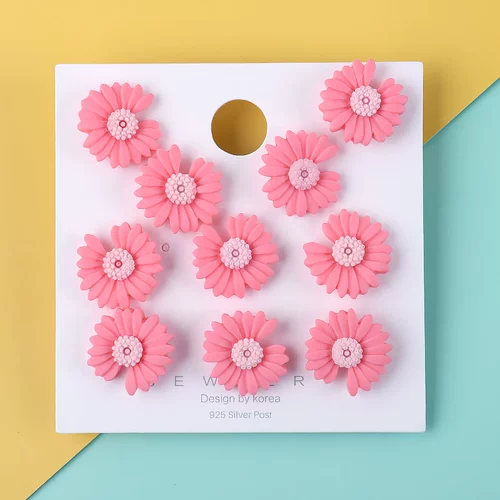 Универсальные пуговицы Daisy привязывает рубашку и одежду, чтобы предотвратить легкую пряжку.