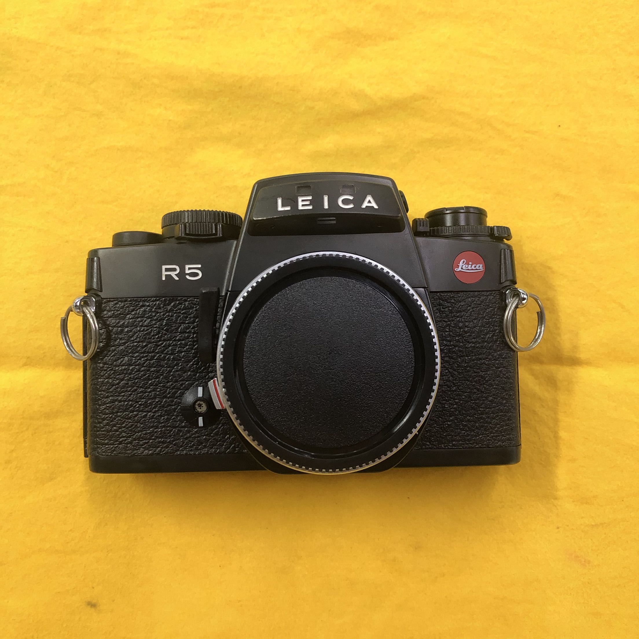 Leica Leica SLR camera R5 black 135 film