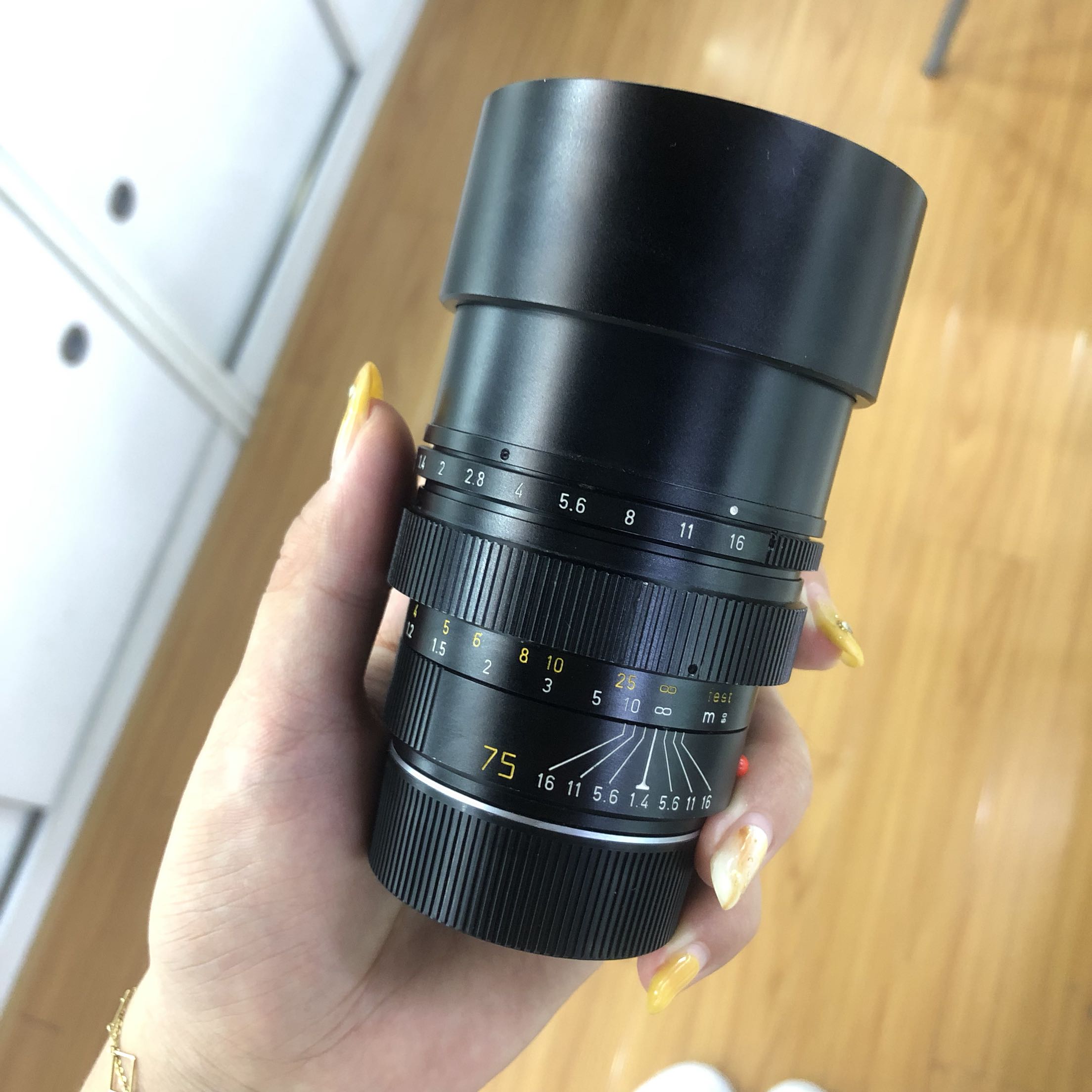 Leica Leica LEITZ SUMMILUX-M 75 1 4 M port paraxial portrait lens