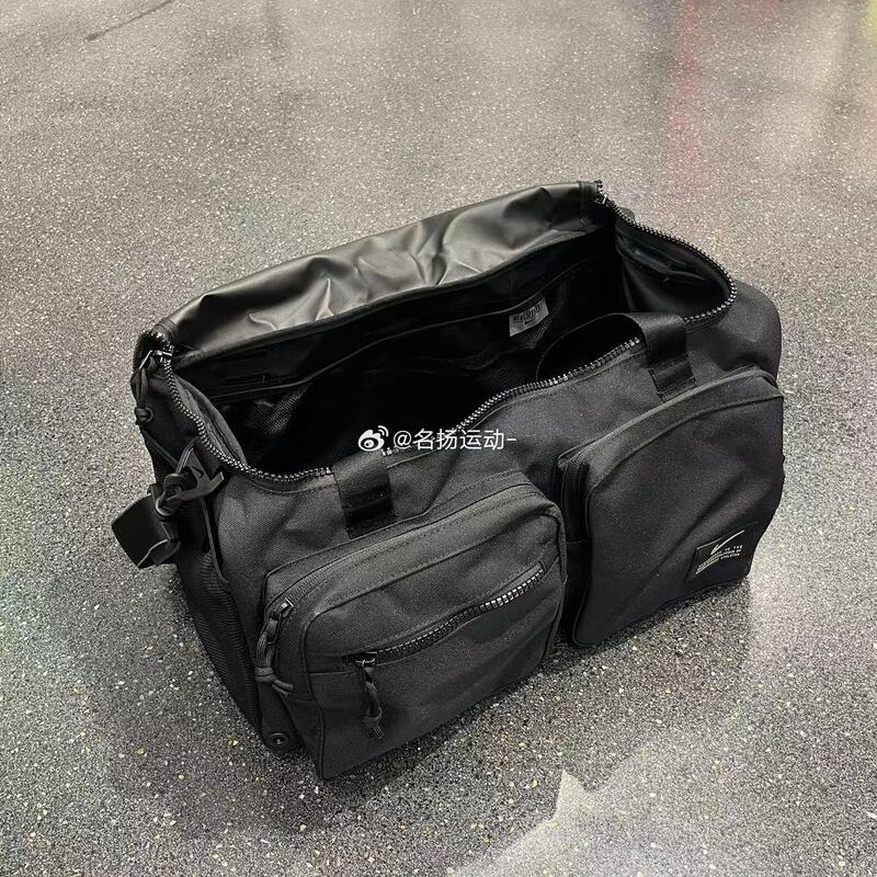 Nike's New Men's and Women's Air-Cushion Sports Fitness Bag, Luggage Crossbody Bag, Shoulder Bag Ck2795-010 Nike's New Men's and Women's Air-Cushion Sports Fitness Bag, Luggage Crossbody Bag, Shoulder Bag Ck2795-010