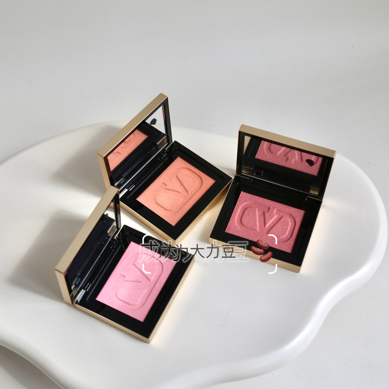 Valentino/Valentino 2026 Spring New Collection Rivet Blush Palette 100/115/123 Valentino/Valentino 2026 Spring New Collection Rivet Blush Palette 100/115/123