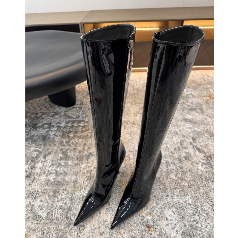 European and American Patent Leather Pointed-Toe High-Heeled Boots for Women in Autumn and Winter, Slimming Long Boots, Sexy Stiletto Heel, Side Zipper High-Top Riding Boots European and American Patent Leather Pointed-Toe High-Heeled Boots for Women in Autumn and Winter, Slimming Long Boots, Sexy Stiletto Heel, Side Zipper High-Top Riding Boots