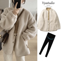 Pregnant womens autumn and winter clothing lamb wool coat new winter loose fashionable autumn tops for age reduction thickened coats for outer wear
