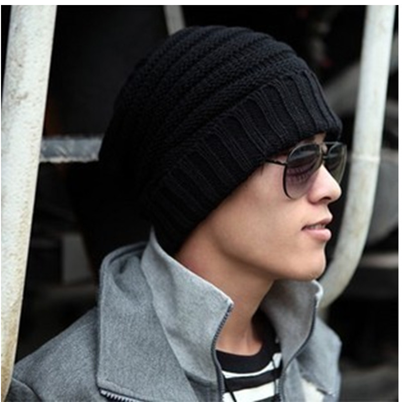 шапка бини 2022 мужская. шапка мужская зимняя вязаная. молодежная мужская шапка спицами. шапка бини мужская hm. мужская шапка спицами.