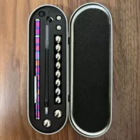 Жестяная коробка, мелки