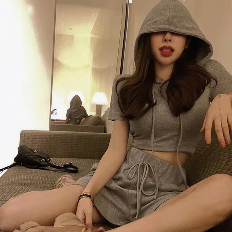 Sports Suit for Women, Summer Fashion, Petite Hot Girl Outfit, Street Style, Short Hooded Thin Two-Piece Set for Women Sports Suit for Women, Summer Fashion, Petite Hot Girl Outfit, Street Style, Short Hooded Thin Two-Piece Set for Women