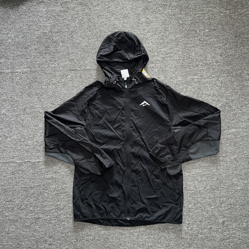 Authentic Nike Men's Outdoor Sports Training Running Breathable Quick-Drying Lightweight Hooded Jacket Fn4003