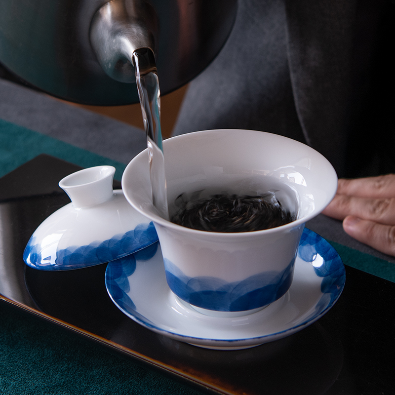 Blue and white only three tureen kung fu tea bowl cups with cover white porcelain tea set a single large jingdezhen ceramics