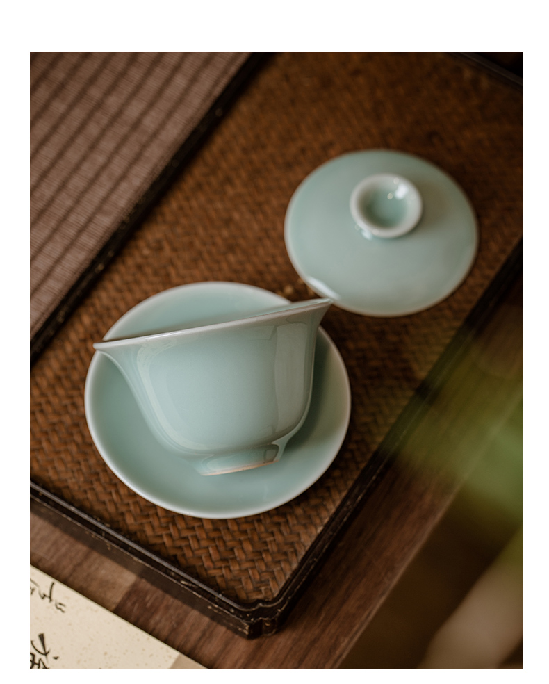 Jingdezhen ceramic tureen tea cup three to make tea bowl of a single small longquan celadon bowl of hot tea restoring ancient ways