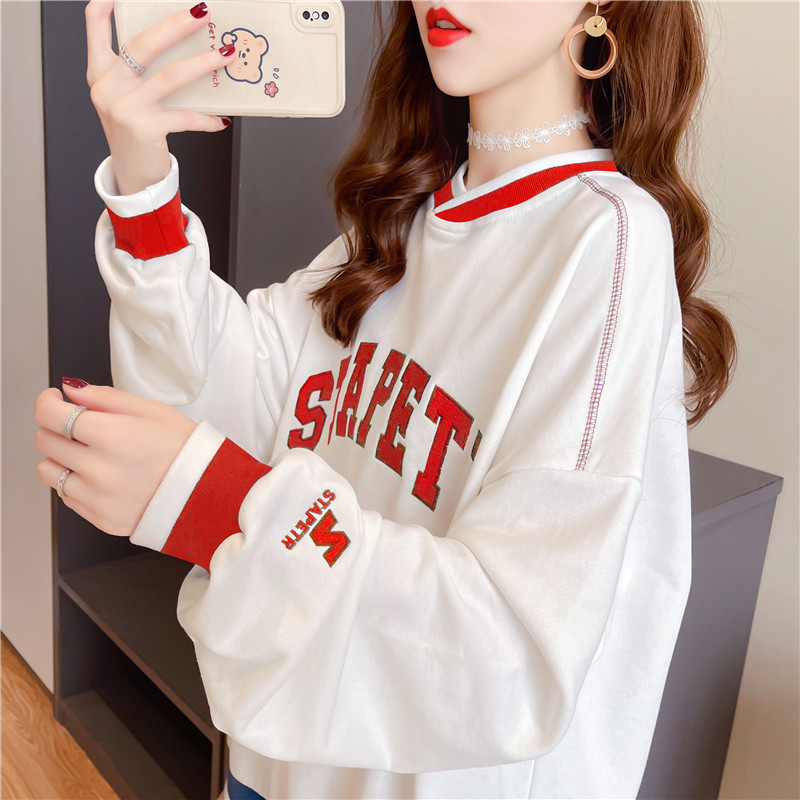 2021 - Fall 2021 pregnant woman wears new colour V - collar knitting academy wind - coat