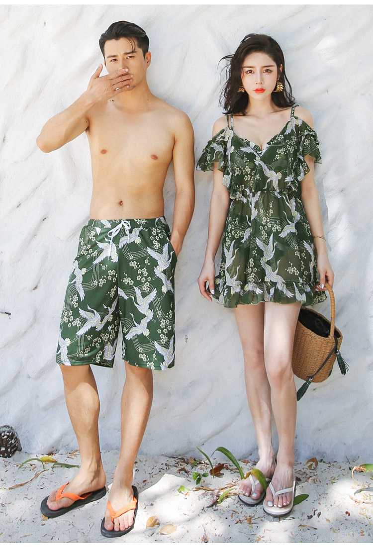 Màu xanh đậm retro đôi áo tắm nữ bikini ba mảnh mảnh mai che bụng mùa xuân bãi biển cặp đôi đồ bơi 	đồ đi biển cặp đôi	