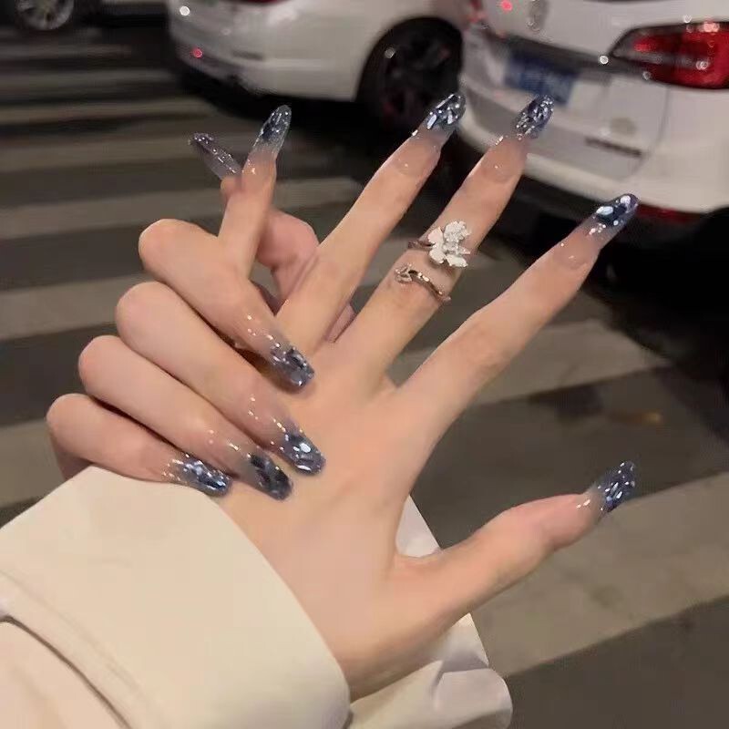 Best-Selling Nail Art Wearable Nails with Sparkling Butterfly Rhinestones, Pure and Alluring Style, Wearable Nail Art Nail Patches with Jelly Glue Included