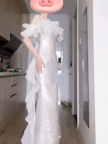 Элегантное белое свадебное платье для невесты