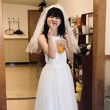 Белое свадебное платье