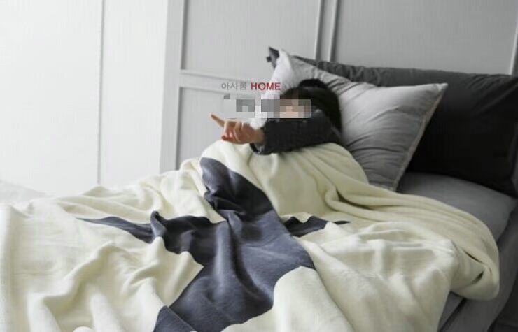 Phiên bản tiếng Hàn của sao mùa đông dày hai lớp flannel chăn khăn văn phòng nap chăn điều hòa chăn chăn giải trí chăn - Ném / Chăn chăn lông cừu queen