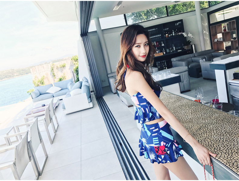 Áo tắm nữ xẻ hai mảnh ngực nhỏ tập hợp học sinh bảo thủ nhỏ mùa xuân tươi mát bên bờ biển kỳ nghỉ - Bộ đồ bơi hai mảnh 	đồ bơi 2 mảnh short
