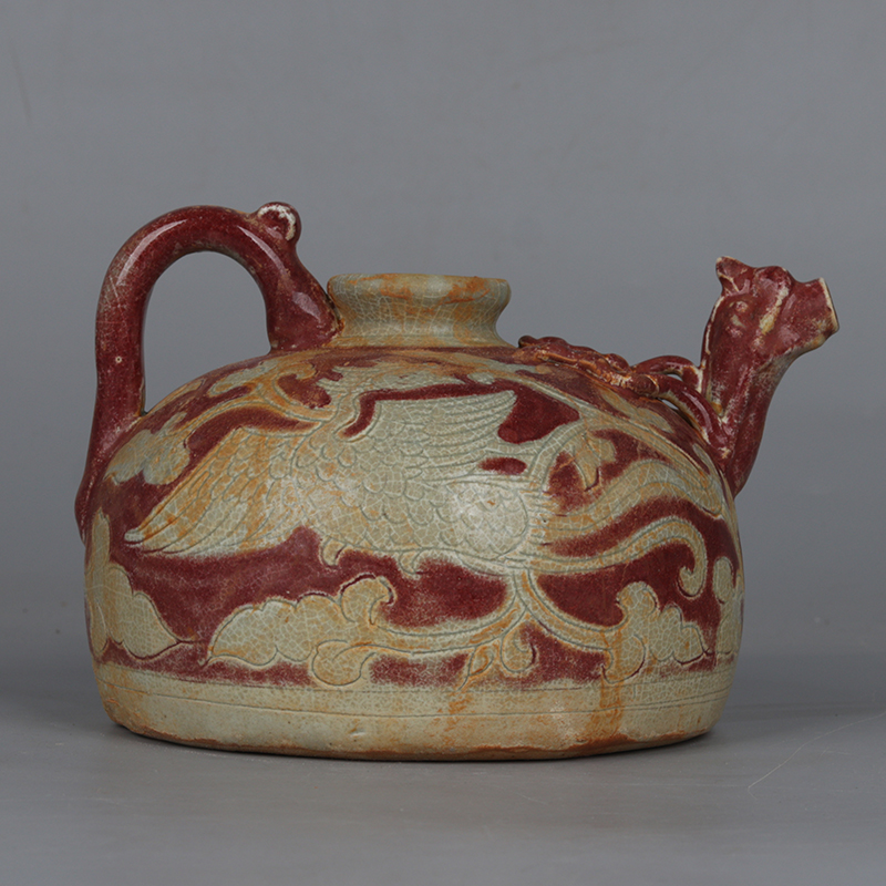 Simulation Equipped Equipped with Red Engraved Phoenix Letter Wine Kettle Antique Porcelain Folk Antique Collection