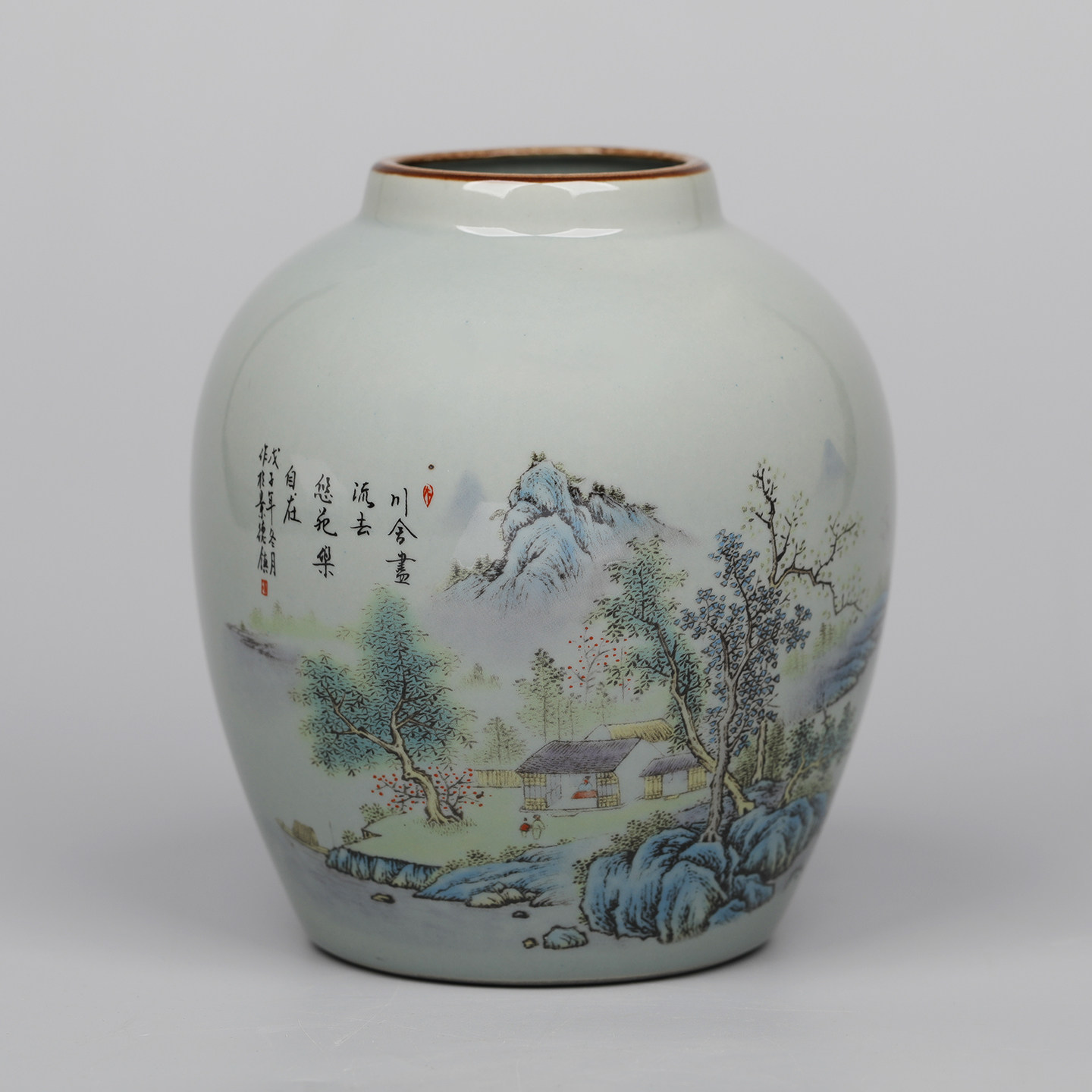 大清光绪年制款粉彩山水纹豆青酱釉口罐：穿越时光的艺术瑰宝-仿古瓷器