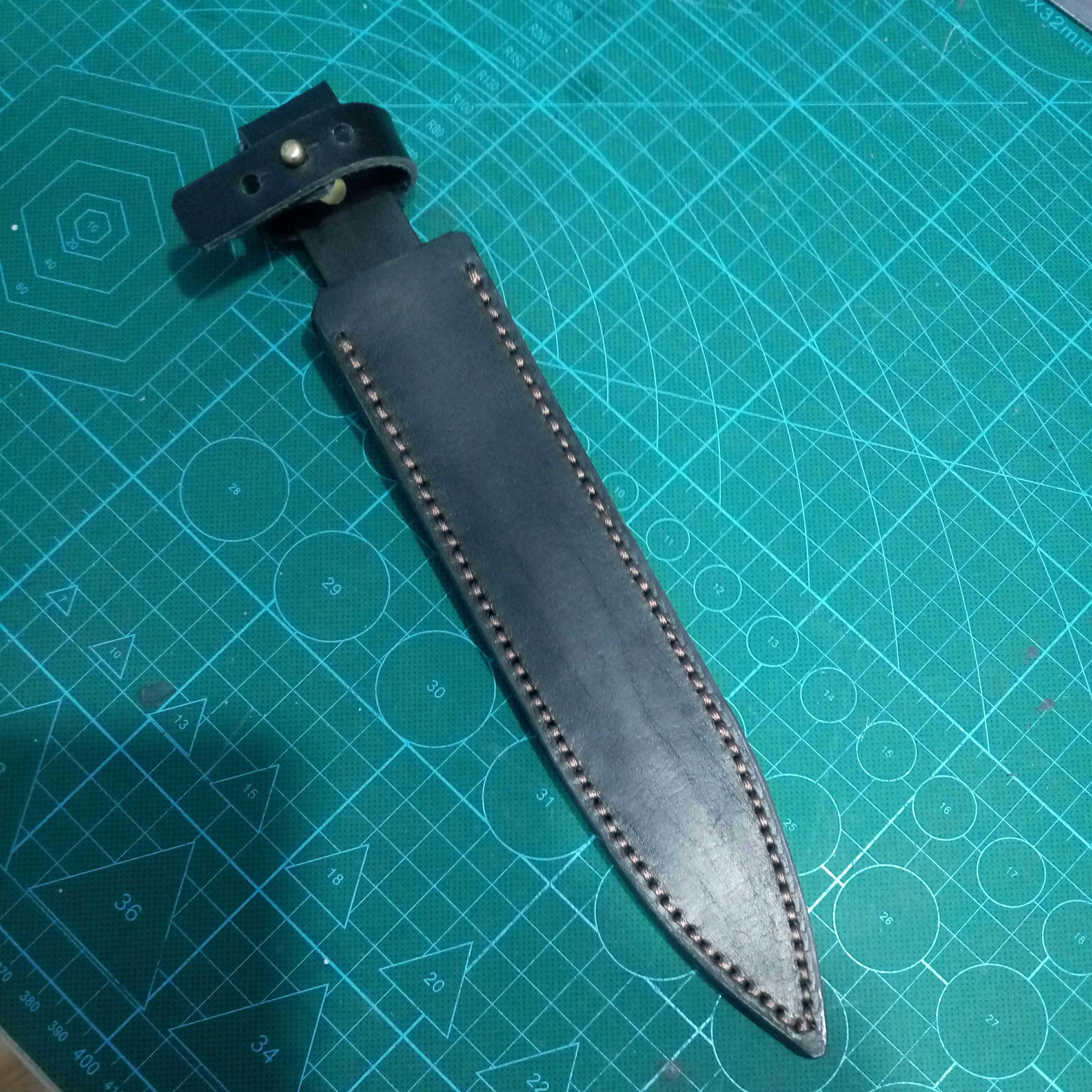 Customized hand-made knife cutter cutter cover without tool double-edged knife scabbard knife protective cover