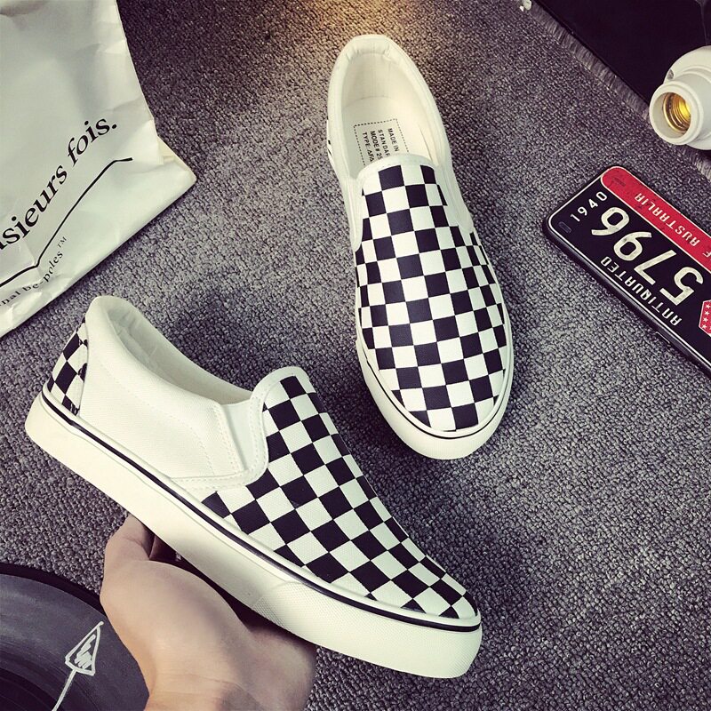 Korean Version Tide Men's Fashion Plaid Board Shoes Panes One Foot Pedal Classic Sails Shoes Students Casual Shoes Youth Sloth Shoes