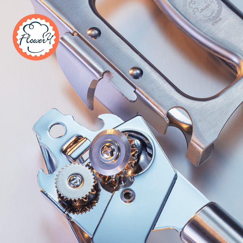 Wind and sunny can opener Stainless steel multi-function artifact Screwdriver bottle opener Simple commercial manual can knife