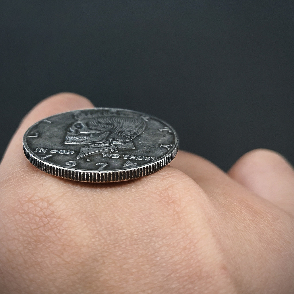 怪盗基德同款魔术币曝光！30mm硬币转出月光下的奇迹✨指尖翻飞的浪漫你也能拥有！_魔术道具_淘宝游戏网