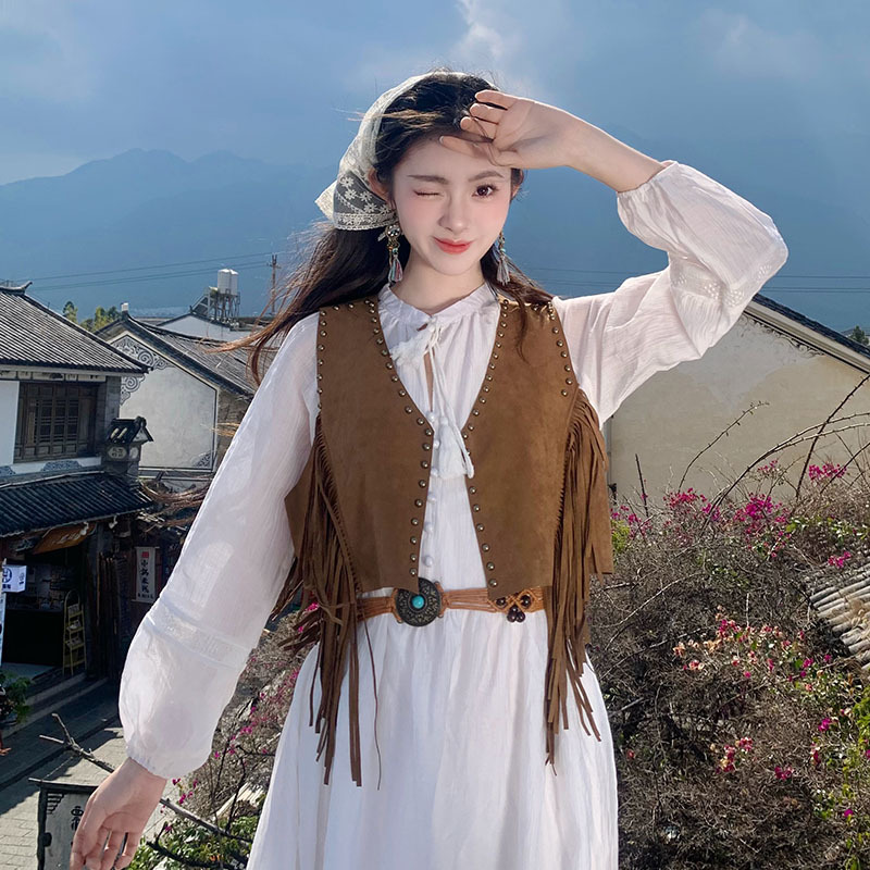 Retro Western Cowboy Style Xinjiang Desert Outerwear Vest Brown Suede Fringe Vest White Dress Retro Western Cowboy Style Xinjiang Desert Outerwear Vest Brown Suede Fringe Vest White Dress