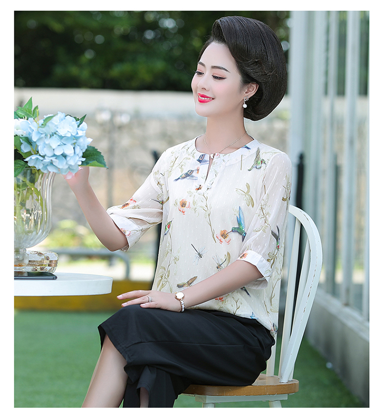Vợ chồng rộng rãi quý phái 40 tuổi tải hè hai mảnh 2019 nữ trung niên mới diện áo ngắn ngoại quốc - Quần áo của mẹ áo kiểu u50