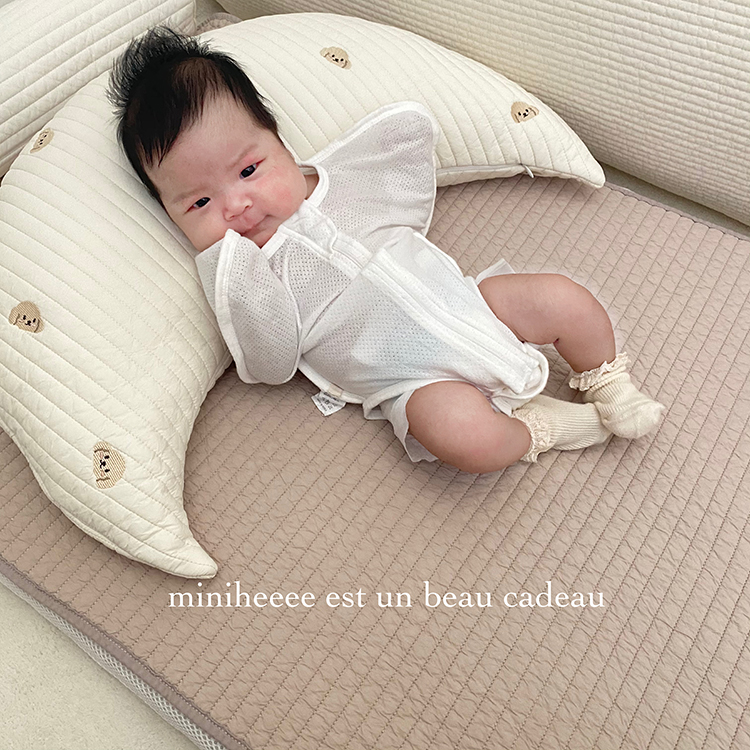 miniheeee homemade 100 quilted embroidery quilted newborn baby moon hug pillow lactation resting on pillows