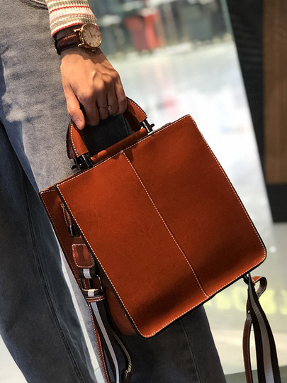 French MK&ins oil-waxed cowhide 2024 new fashionable temperament shoulder bag, handbag, textured and atmospheric cross-body bag