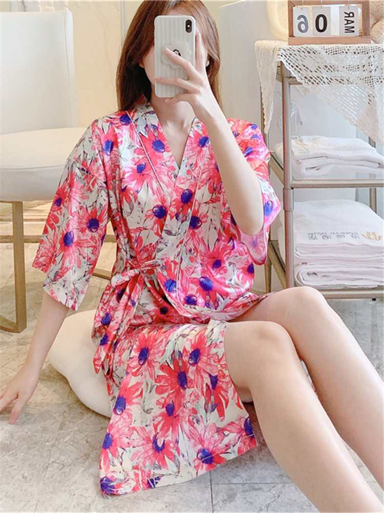 NIGHTGOWN WOMENS SUMMER ICE SILK PAJAMAS WOMENS SUMMER 2024 SUMMER THIN SEXY NIGHTDRESS KIMONO TAKEAWAY BATHROBE