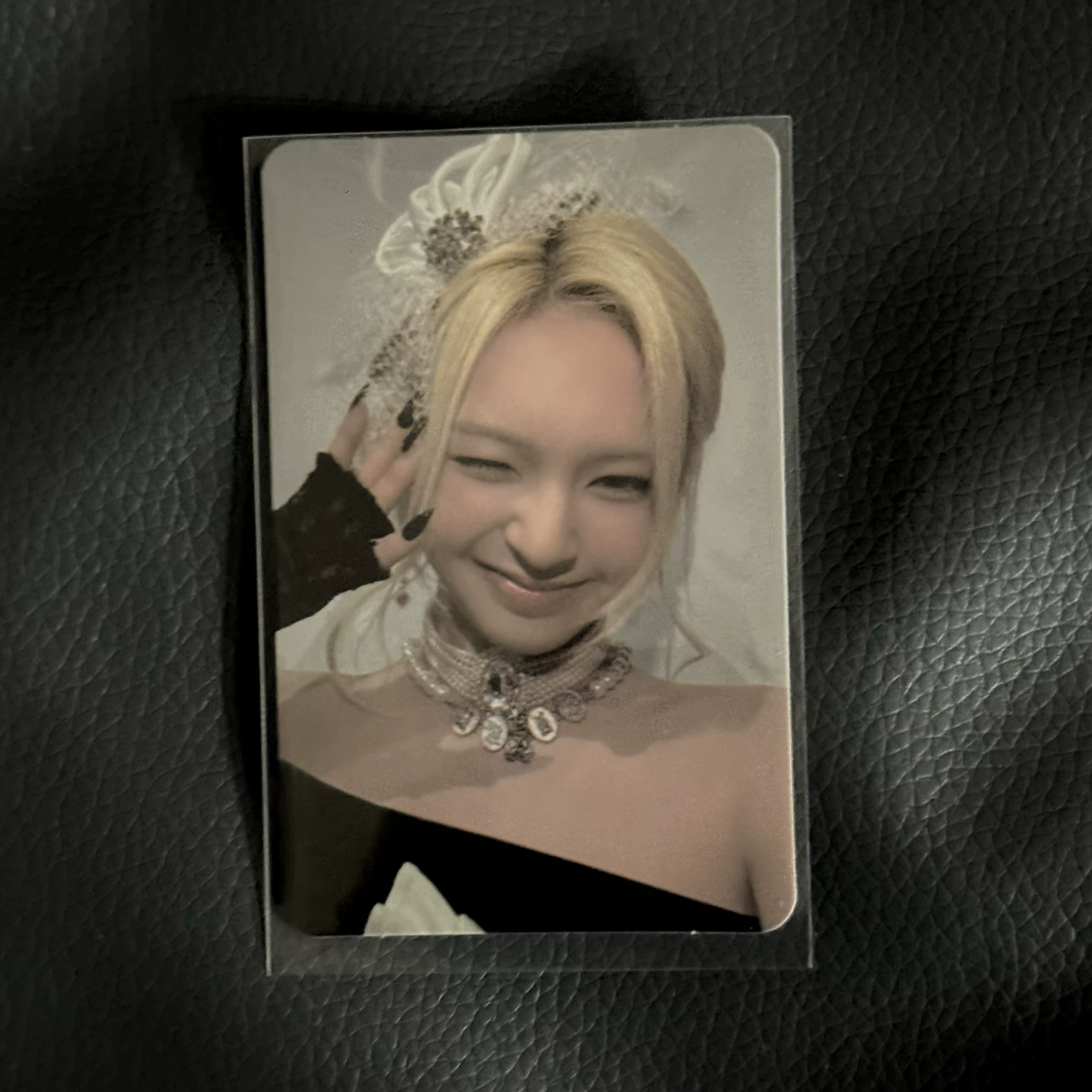 Спот yg офлайн счастлив card BabyMonster BM специальная карта sheESH Xian Xian ASA AHYEON