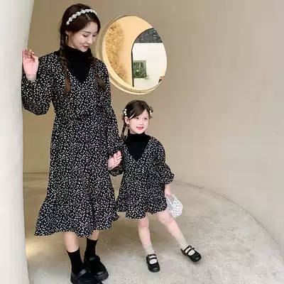 Korean parent-child autumn 2021 new floral dress female baby Foreign School high collar mother dress