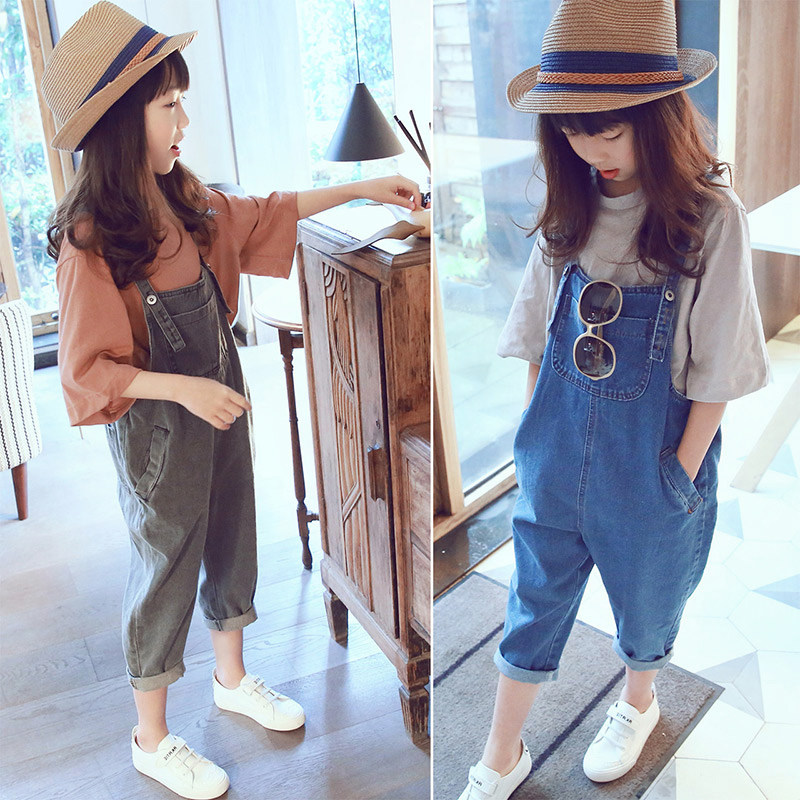 Korean girls hold baby bag pants suit Xia Yang style female middle school big boy denim spring and autumn Korean version of loose pants two-piece tide