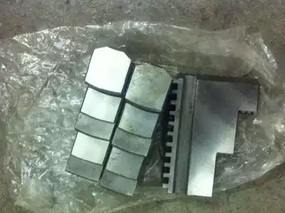 Jianhua globe with 320 three-jaw Collet integral claw foot 320 Collet positive claw 320 Collet reverse claw claw