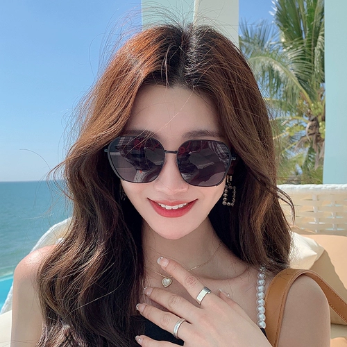 Брендовые солнцезащитные очки на солнечной энергии, в корейском стиле, защита от ультрафиолета, изысканный стиль, по фигуре, коллекция 2023