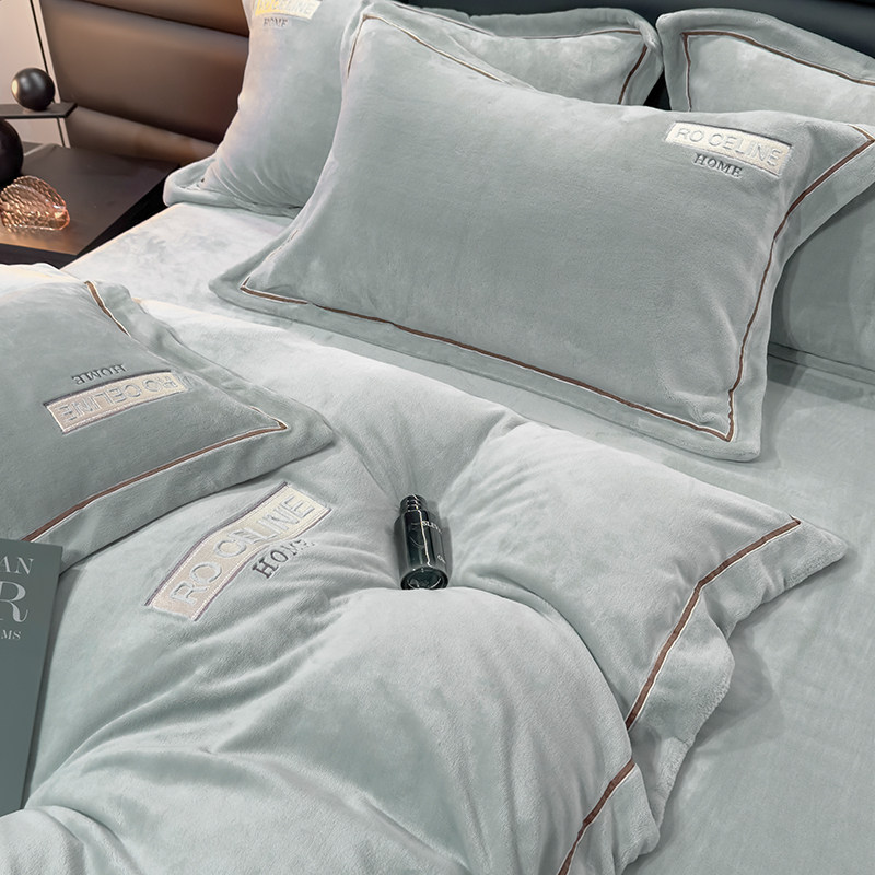 High-End Light Luxury Milk Velvet Four-Piece Set, High Weight and Thickened Bed Sheet and Duvet Cover, Winter Warm Coral Velvet Bedding