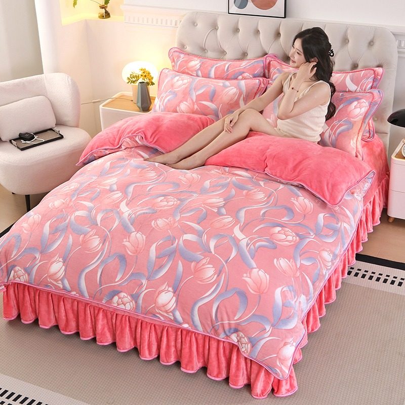 Milk Velvet Quilt Core, Removable and Washable Four-Piece Set, Thickened Winter Quilt, Complete Set of Coral Velvet Winter Bedding